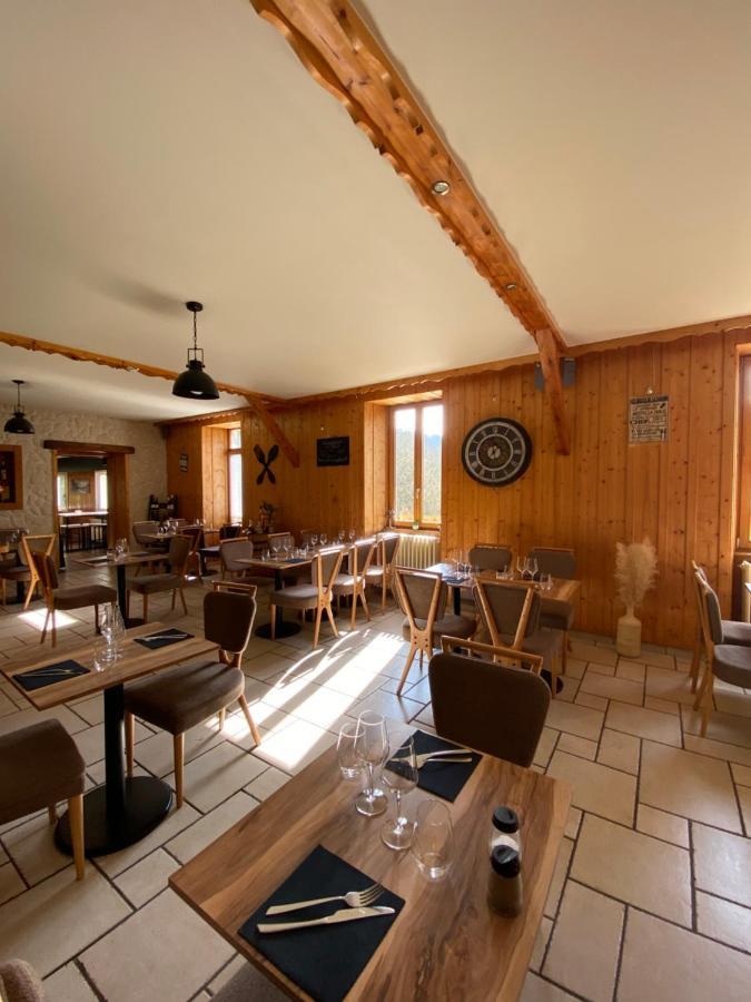 Hotel Restaurant Des Lacs Chaux-des-Crotenay ภายนอก รูปภาพ