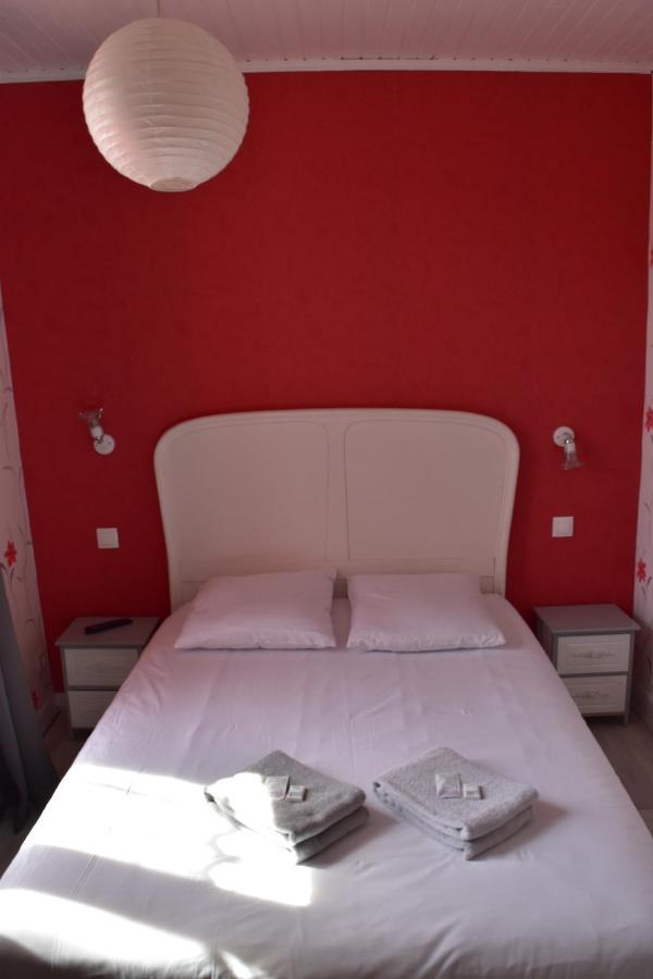 Hotel Restaurant Des Lacs Chaux-des-Crotenay ภายนอก รูปภาพ