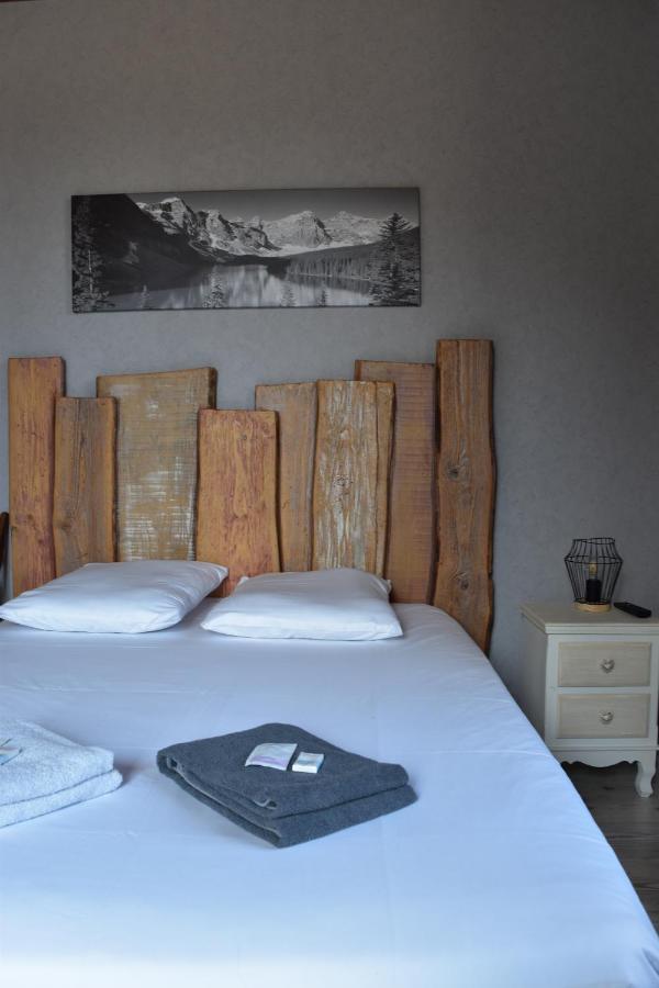 Hotel Restaurant Des Lacs Chaux-des-Crotenay ภายนอก รูปภาพ